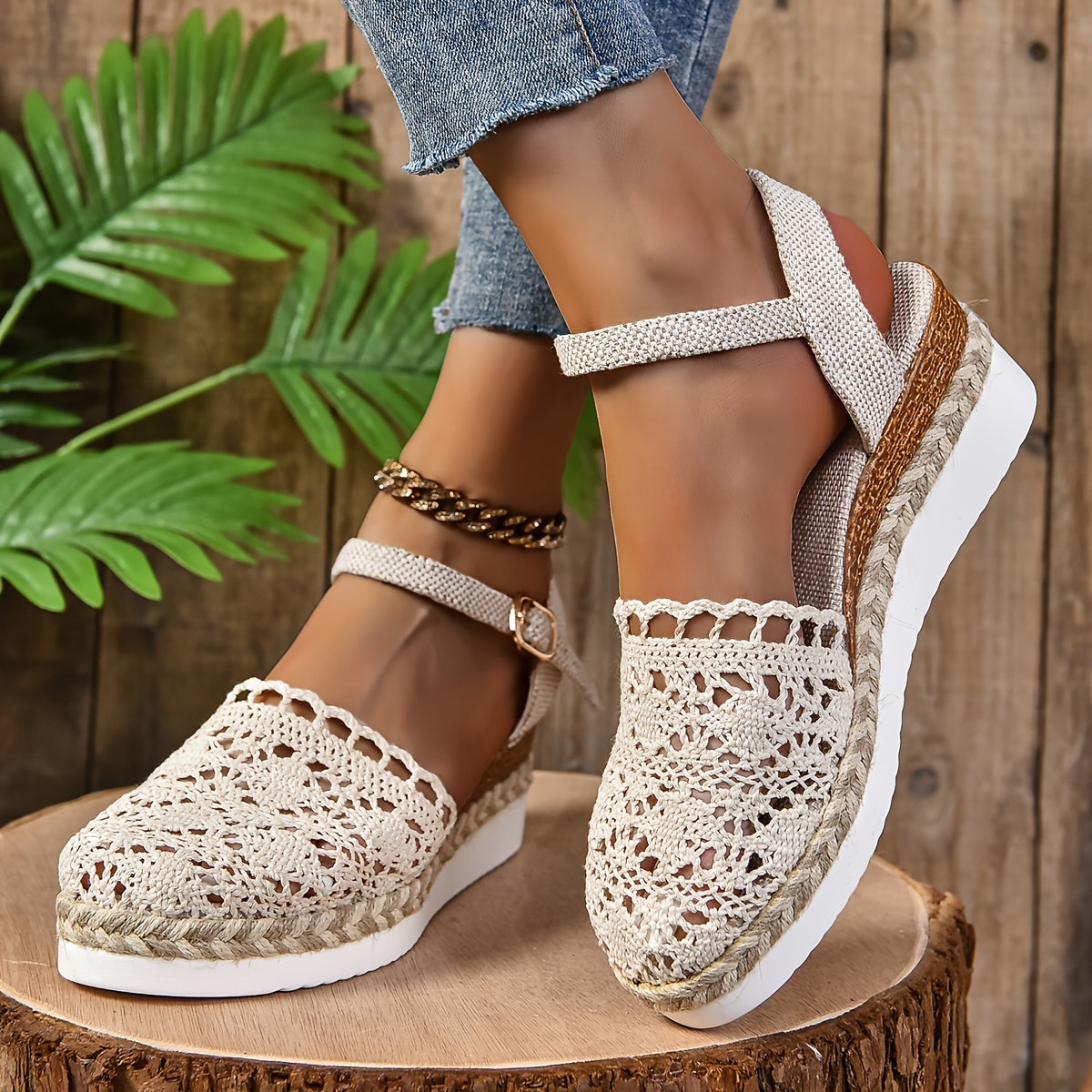 Mia™ Women’s Closed-Toe Espadrille Sandals