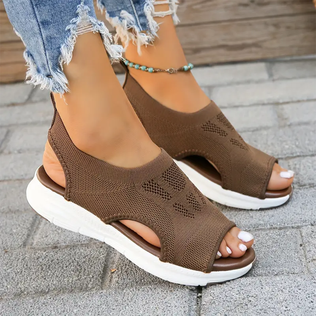 BreezeStep™ – Lightweight Ergonomic Sandals for Women