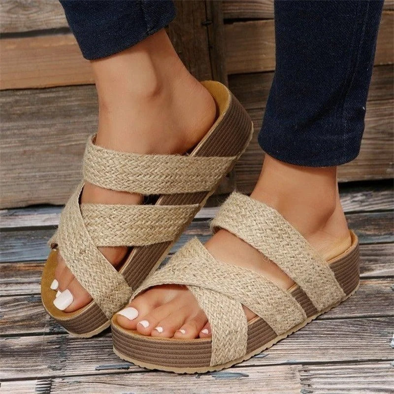 Camille™ Comfortable Cross Strap Platform Sandals