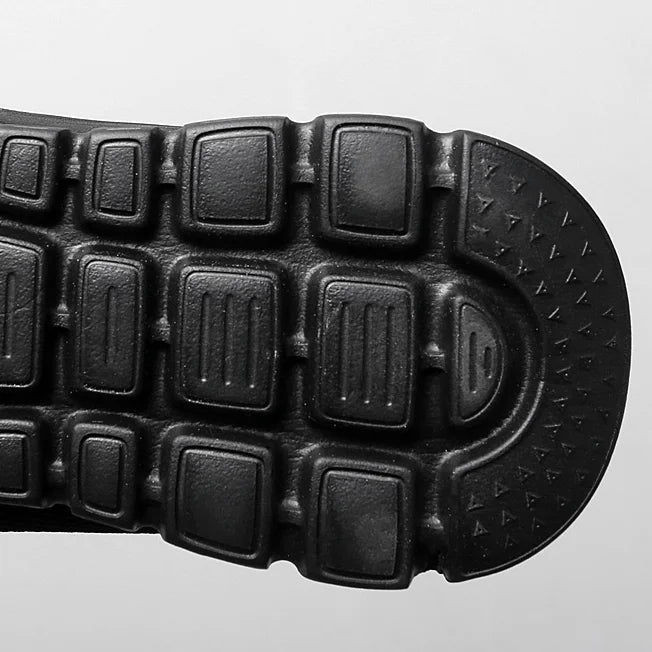 AirStride™ | Women’s Breathable Slip-On Wide Sneakers