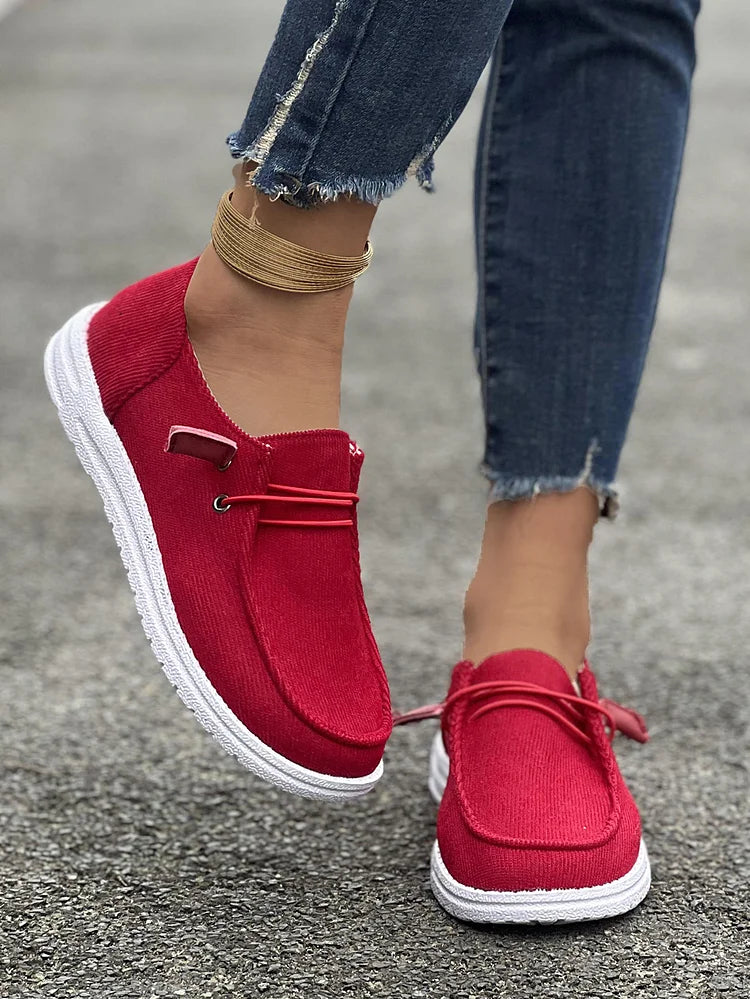 Veloura™ | Women’s Casual Lace-Up Flats