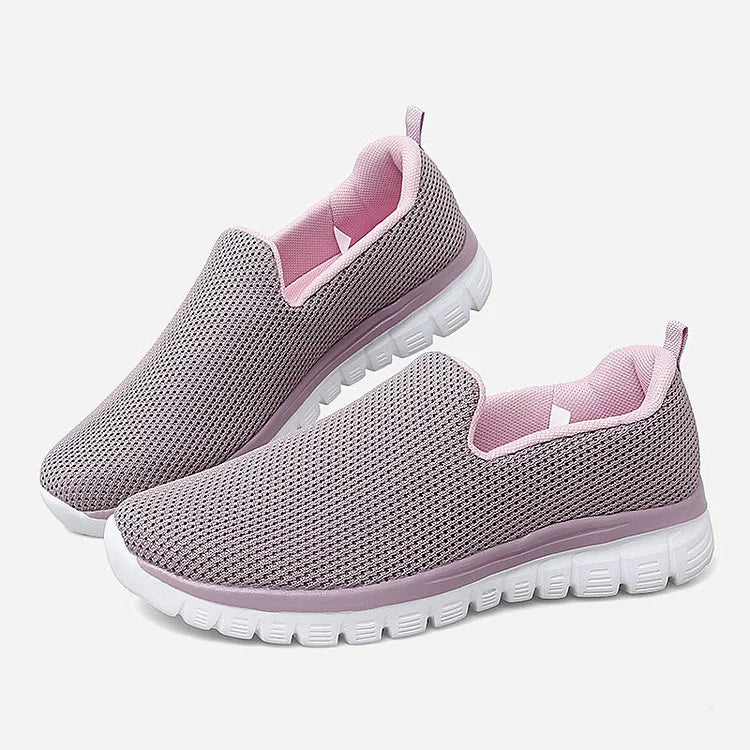 AirStride™ | Women’s Breathable Slip-On Wide Sneakers