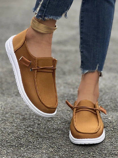 Veloura™ | Women’s Casual Lace-Up Flats