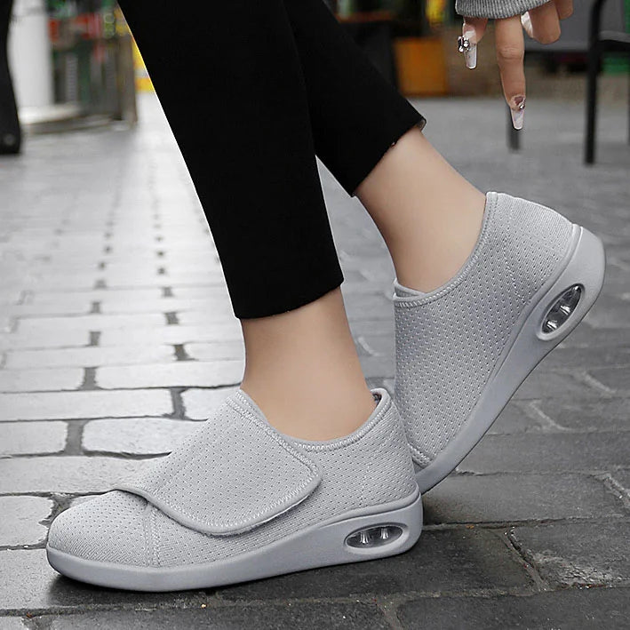 Stride™ | Wide Fit Diabetic Shoes – Non-Slip