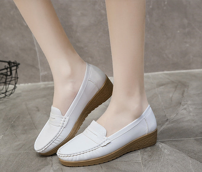 Caloura™ | Comfortable Slip-On Wide-Fit Loafers