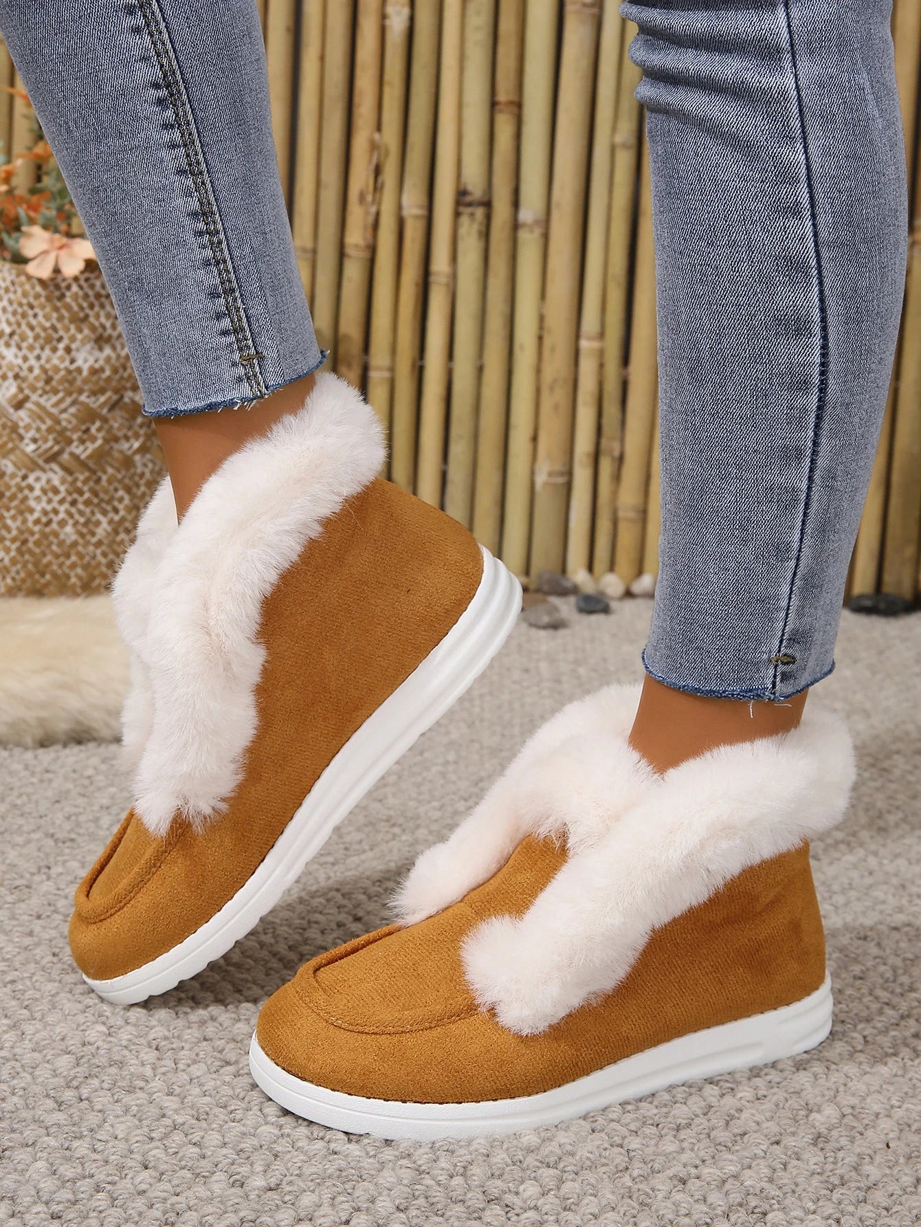 SnowLivia | Women’s Warm Plush Slip-On Snow Boots
