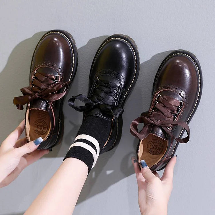 Comemore™ | Women’s Retro Lace-Up Oxfords