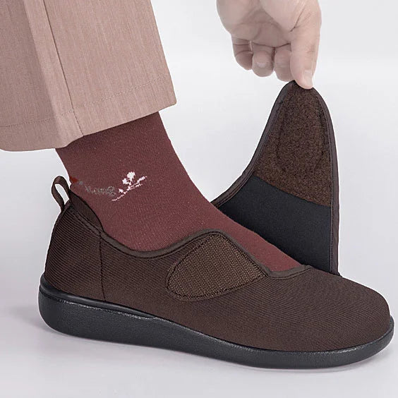 LUMINA™ | Women’s Wide Toe Shoes  - Soft Sole