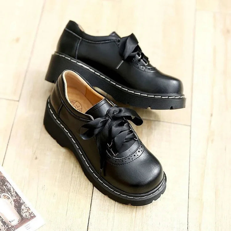 Comemore™ | Women’s Retro Lace-Up Oxfords