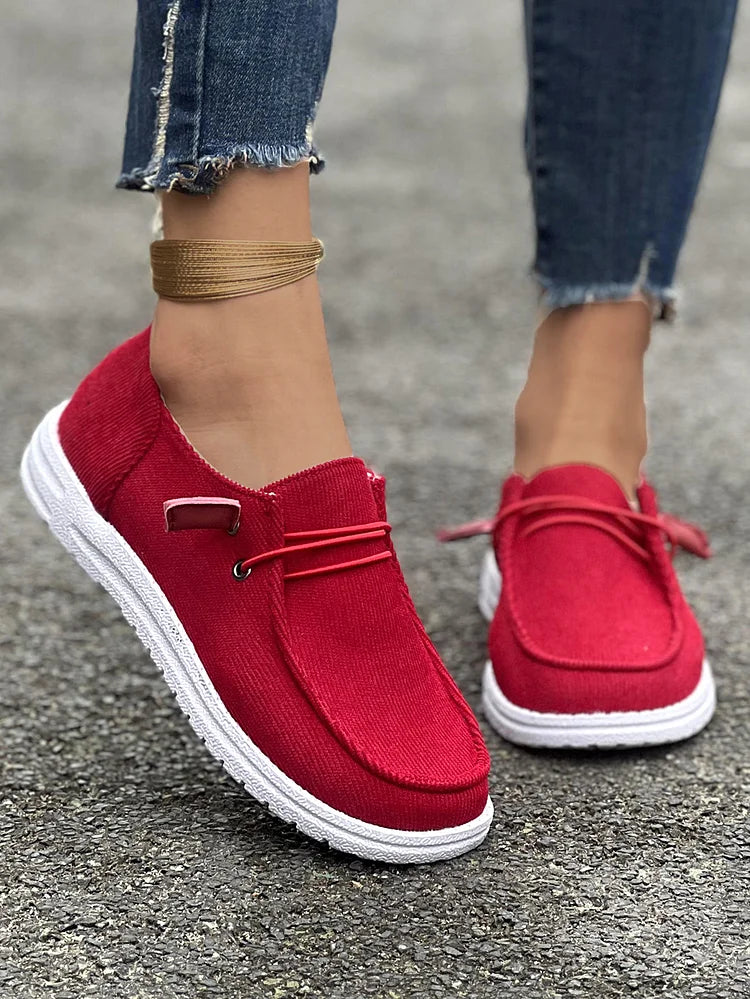 Veloura™ | Women’s Casual Lace-Up Flats