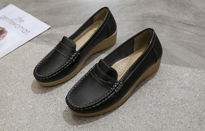 Caloura™ | Comfortable Slip-On Wide-Fit Loafers
