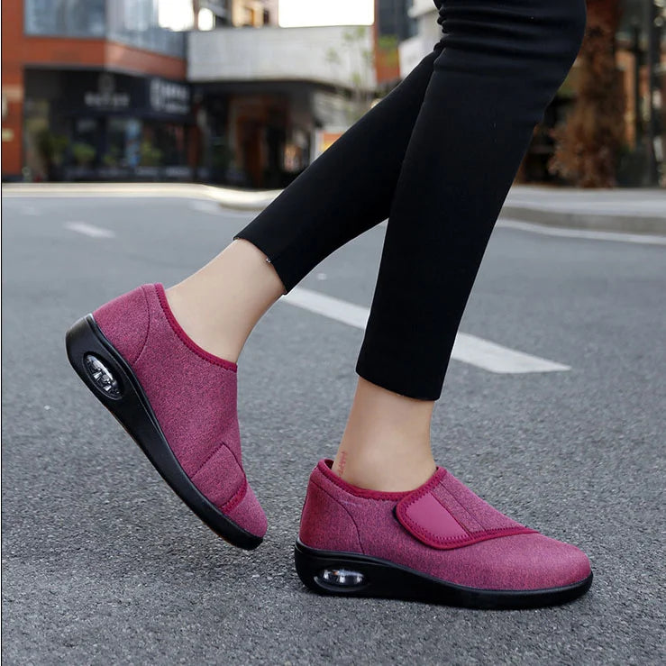 Flexivia™ | Adjustable Wide Walking Shoes