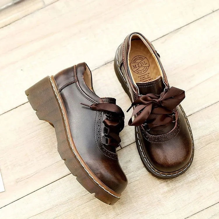 Comemore™ | Women’s Retro Lace-Up Oxfords